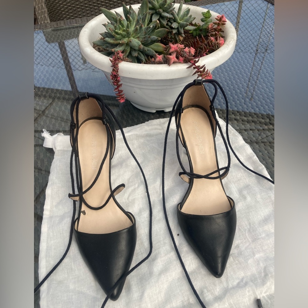 Forever New tie up heels - Picture 1 of 8